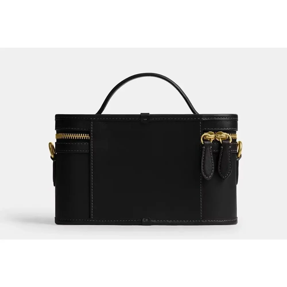B17-011 NWT Coach Trail Bag CBG93 Black /Gold